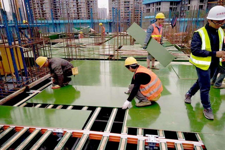 【塑面模板30次周转】- 覆塑建筑模板厂家直供｜施工效率提升40%